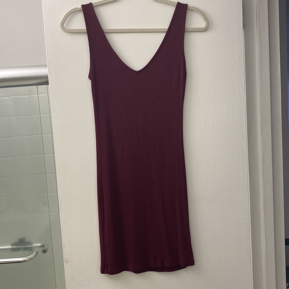 Maroon dress ⚡️ - Picture 2 of 2